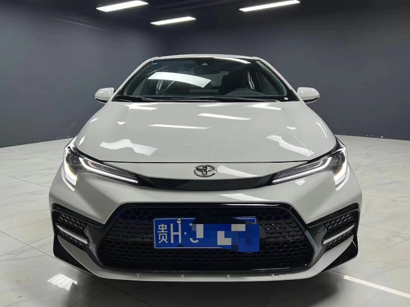 成都22年丰田雷凌1