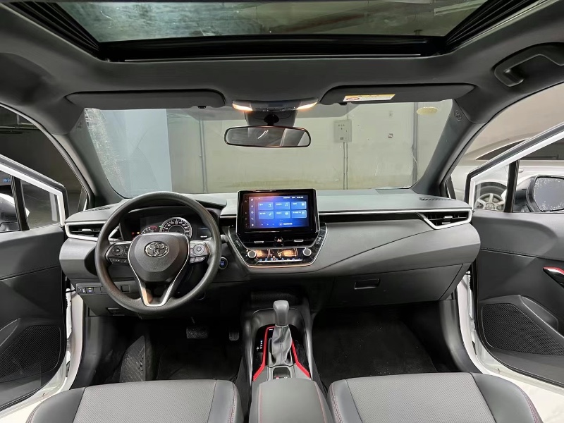 成都22年丰田雷凌4