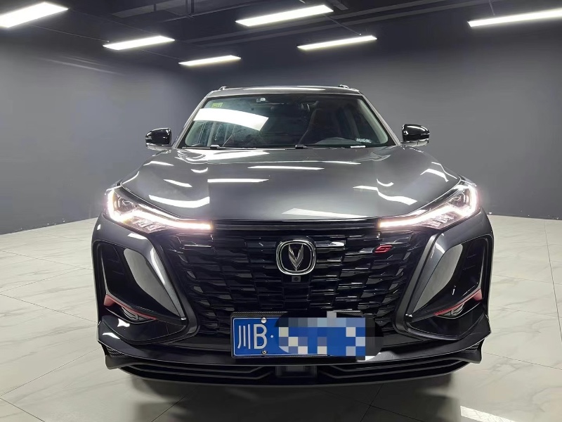 成都21年長安汽車CS1