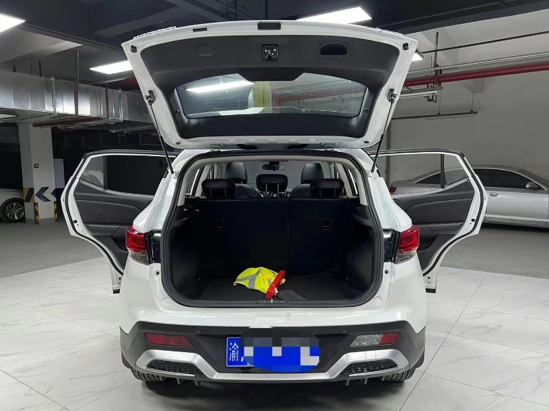 成都22年东南汽车DX39