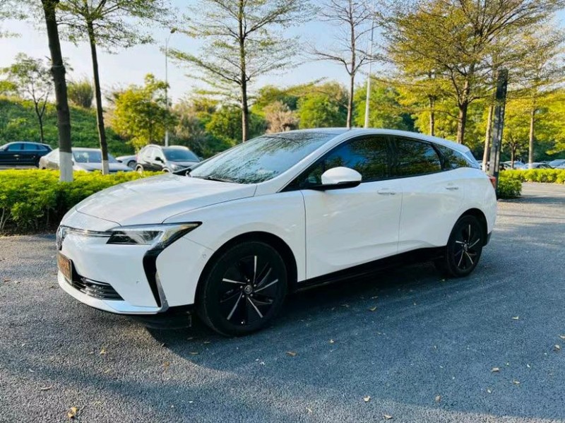 东莞22年别克微蓝2