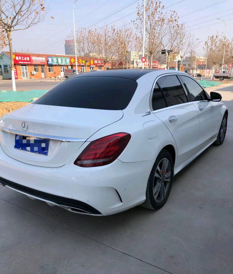 青岛18年奔驰C2