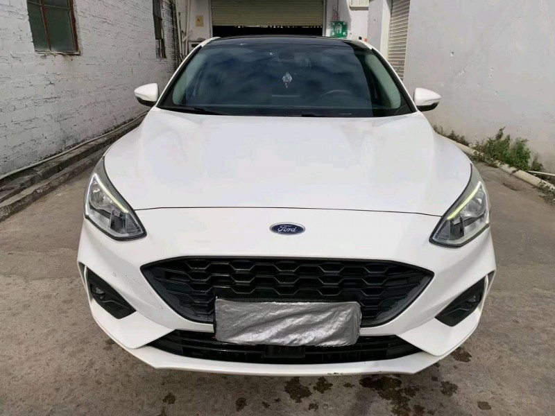 广州19年福特福克斯7