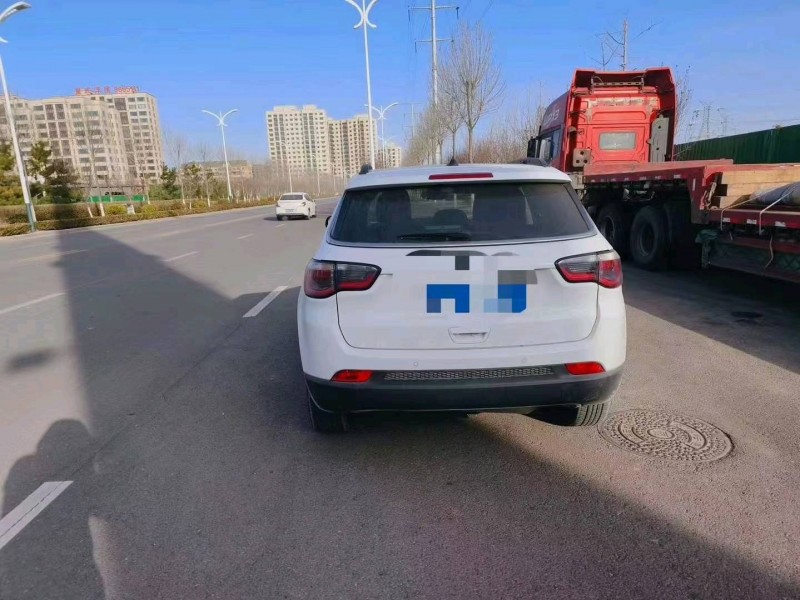 烟台17年Jeep指南者8