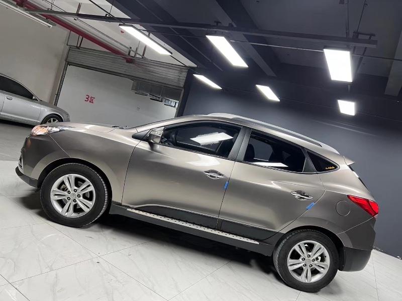 成都13年现代ix356