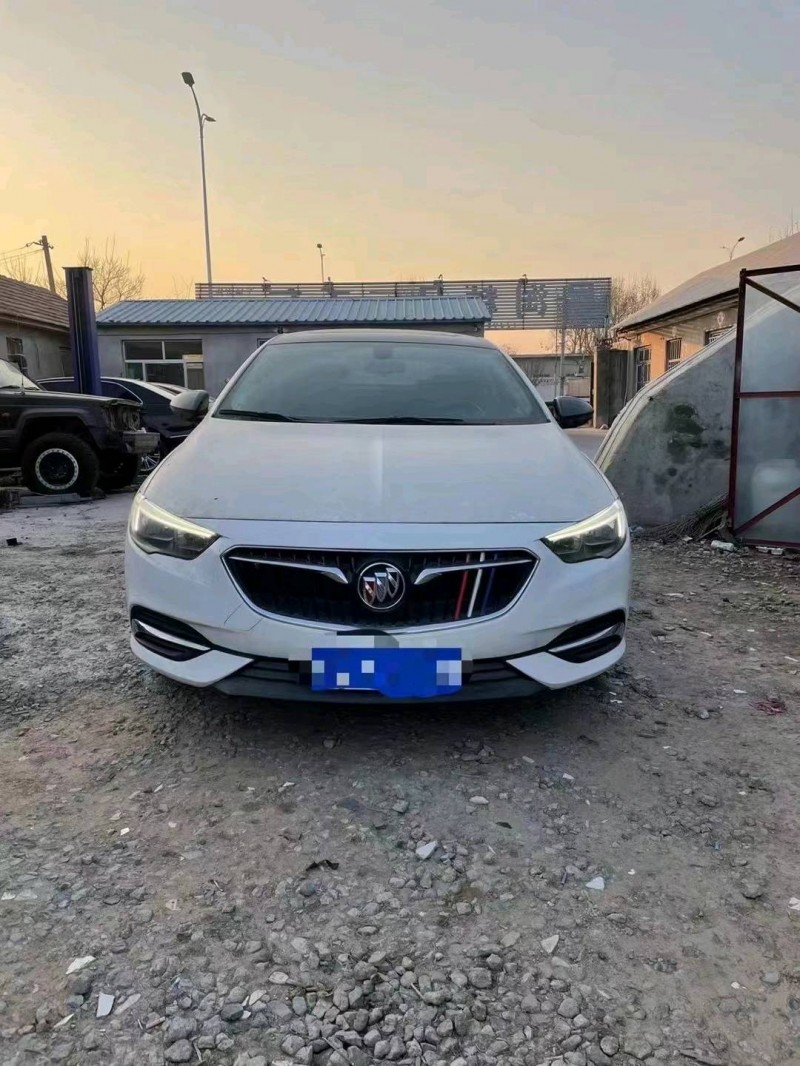 枣庄18年别克君威7