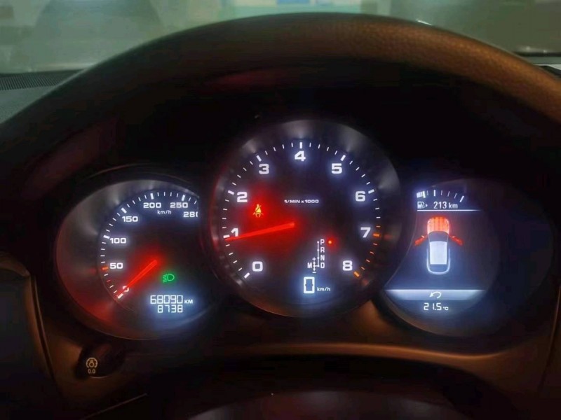 邯郸18年保时捷Macan5