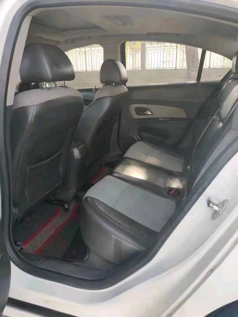 北京14年雪佛兰科鲁兹6