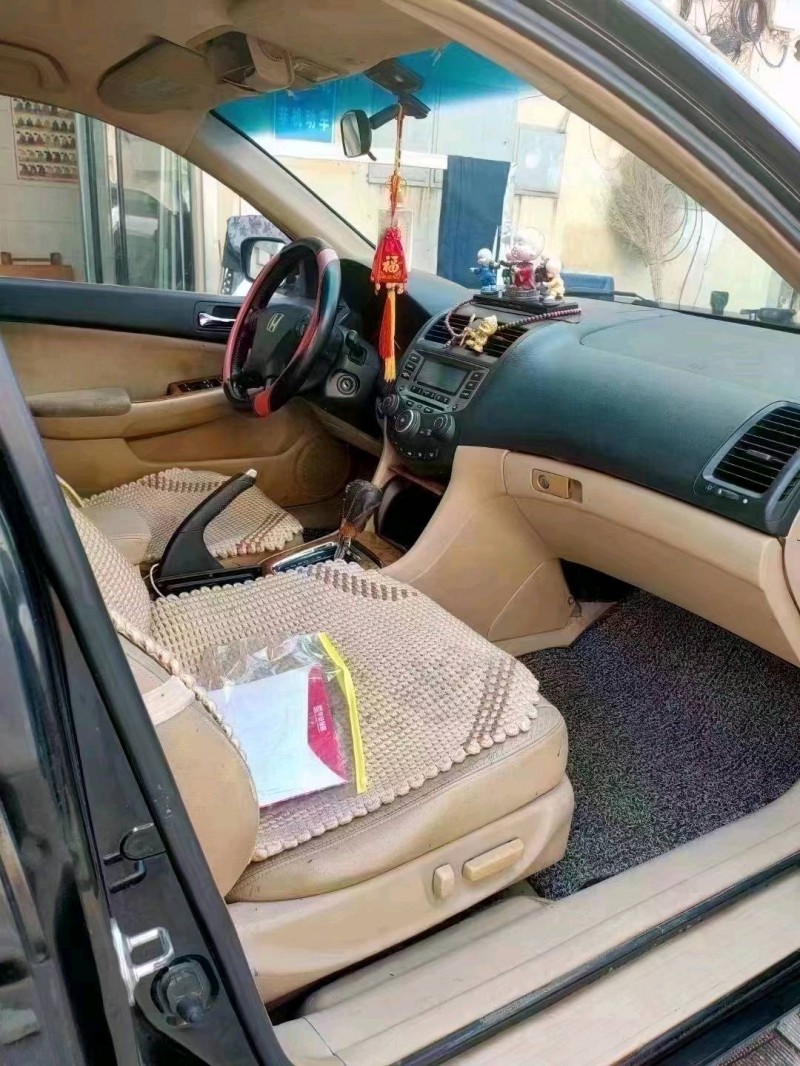 北京08年本田雅阁6