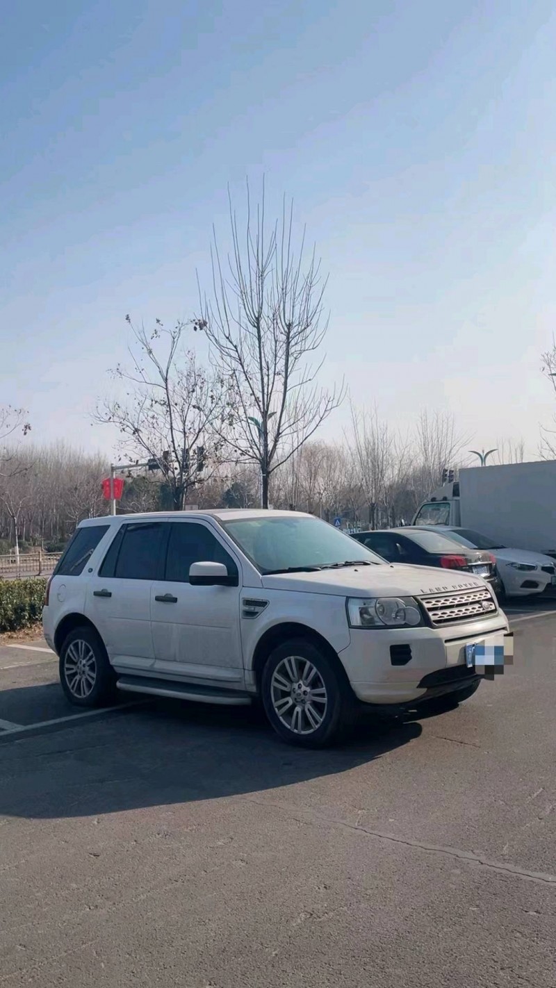 北京13年路虎神行者2