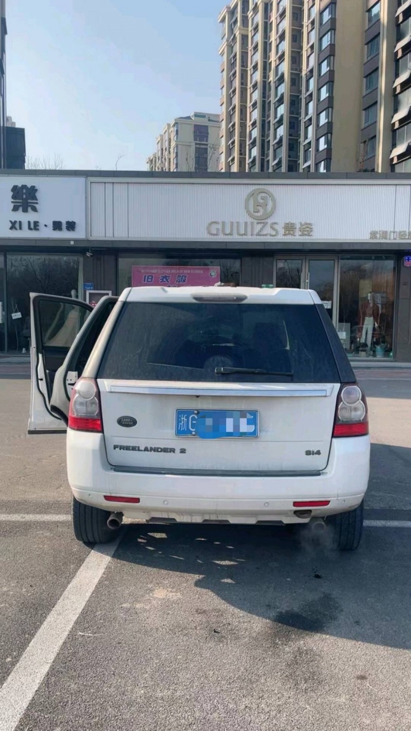 北京13年路虎神行者8