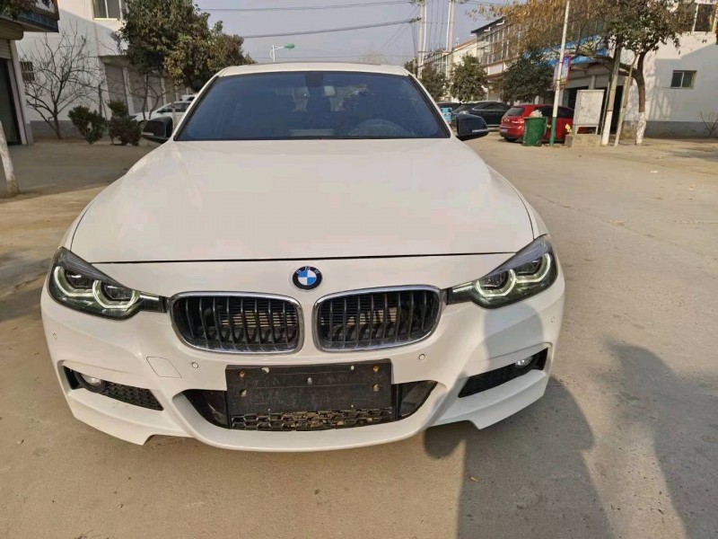 济南19年宝马3系9