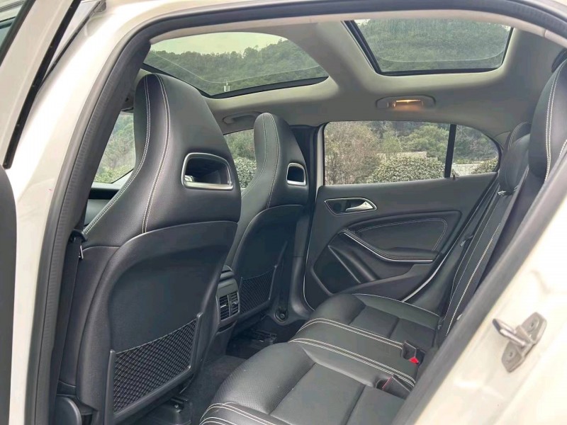 嘉兴19年奔驰GLA2