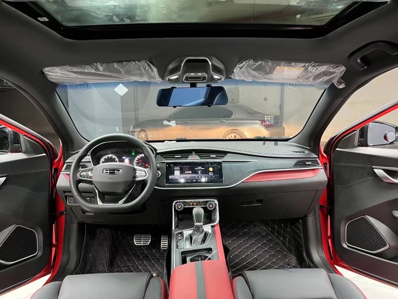 成都21年吉利缤瑞8