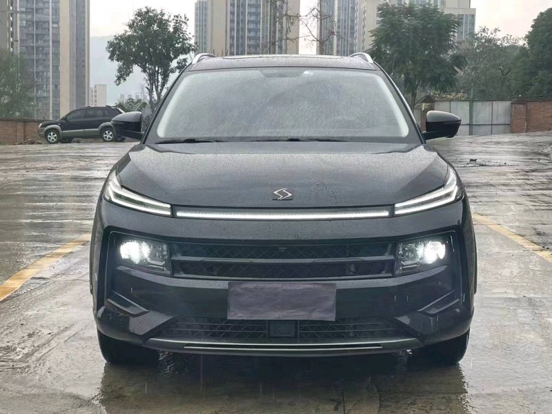 重庆21年江淮思皓1