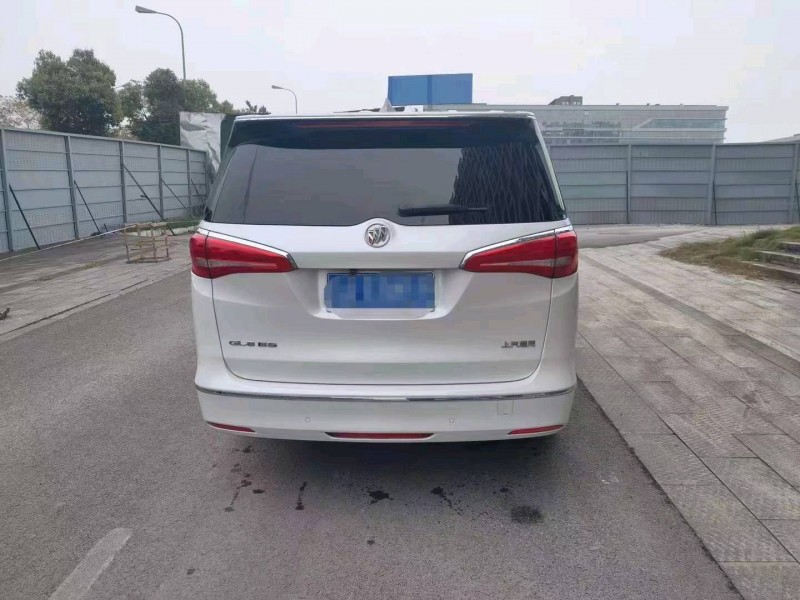 重庆19年别克GL83