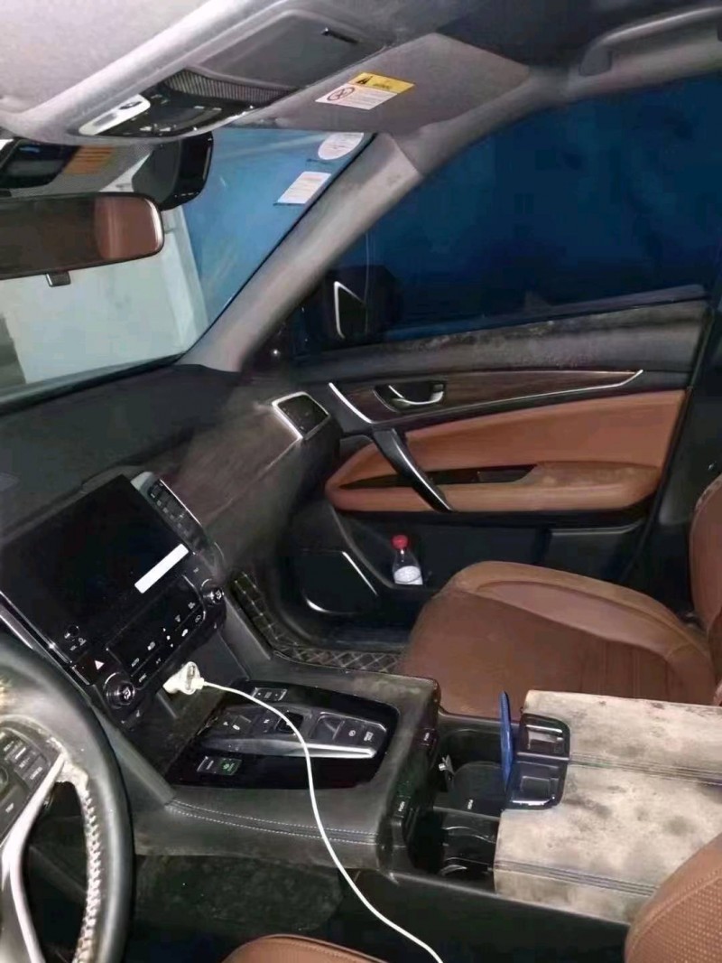 重庆19年本田URV5