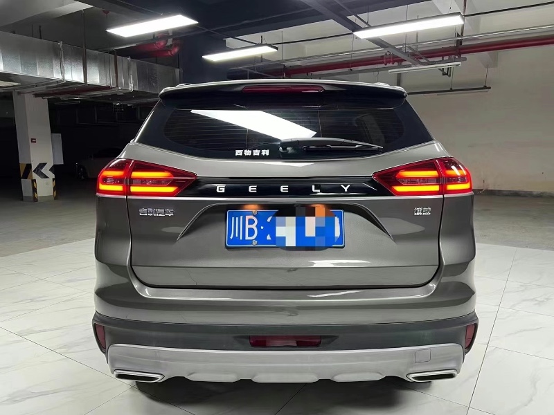 成都21年吉利博越4
