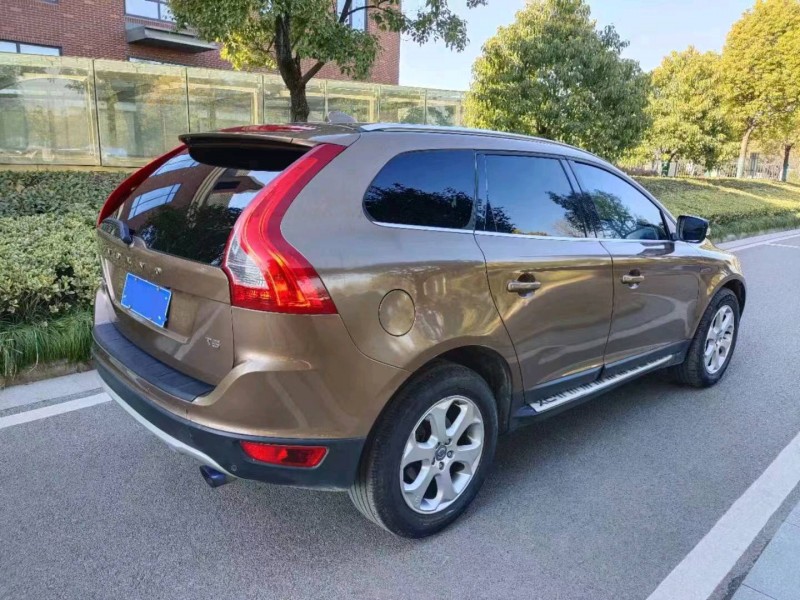 济南11年沃尔沃XC607