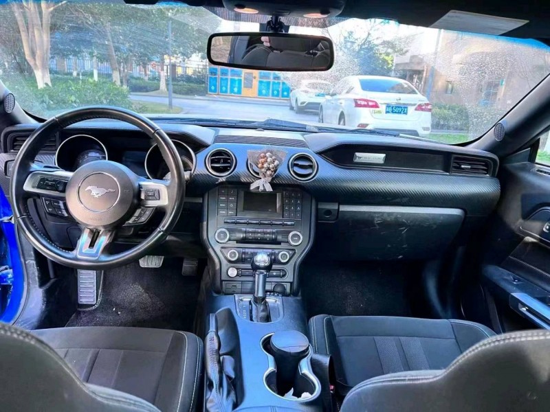 嘉兴18年福特野马4