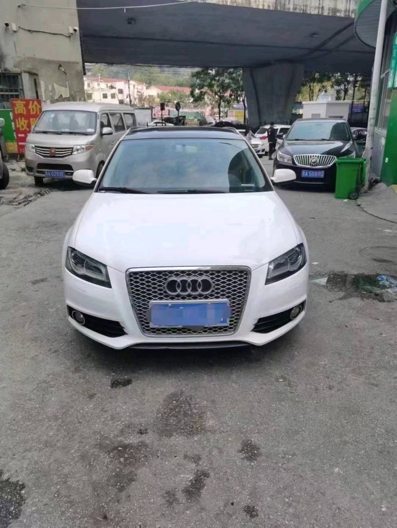 成都13年奥迪A31