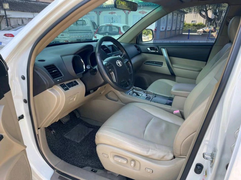 邯郸10年丰田汉兰达3