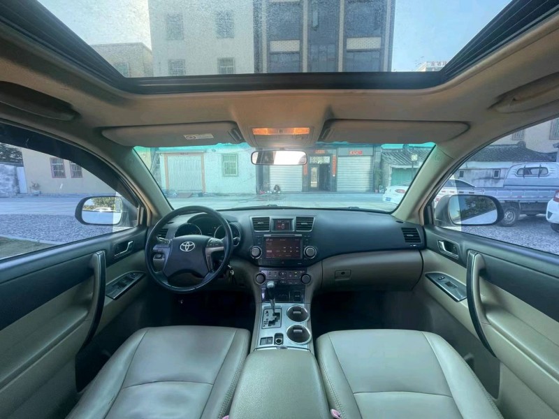 邯郸10年丰田汉兰达7