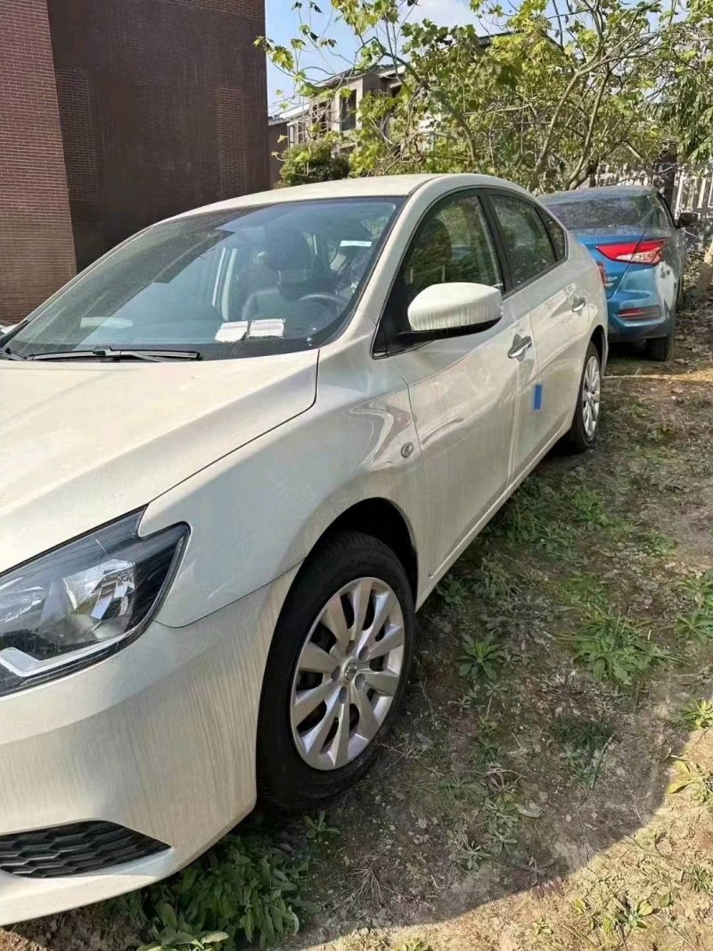 成都22年日产轩逸2