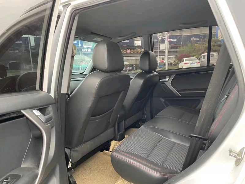 北京19年奇瑞瑞虎34