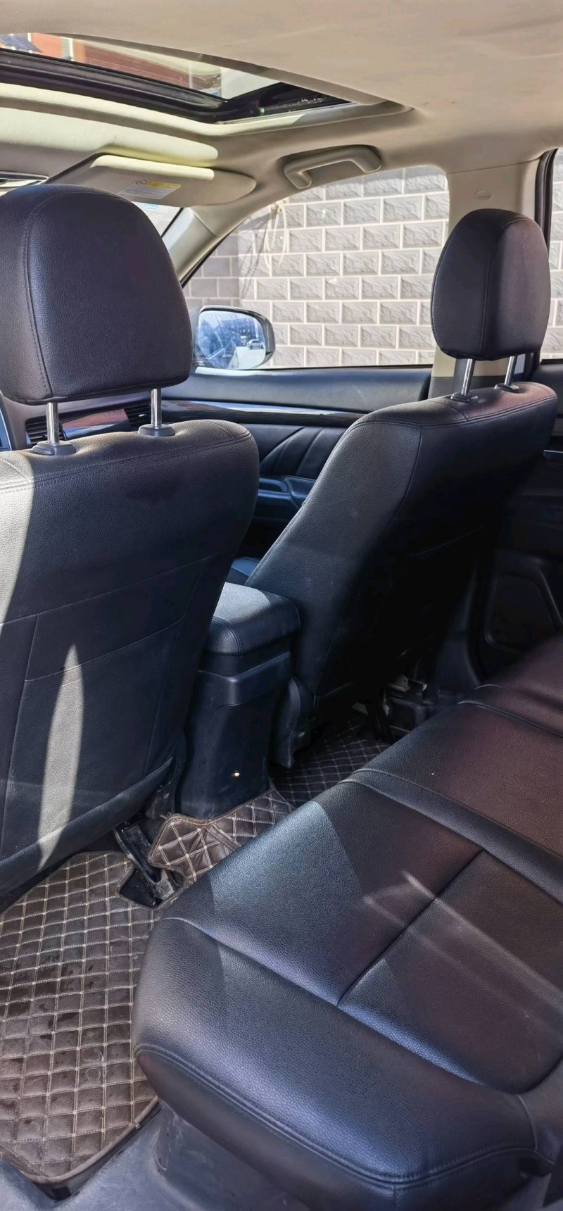 邯郸17年三菱欧蓝德6