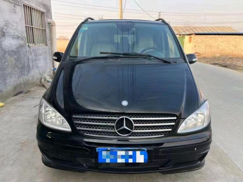 枣庄11年奔驰唯雅诺9