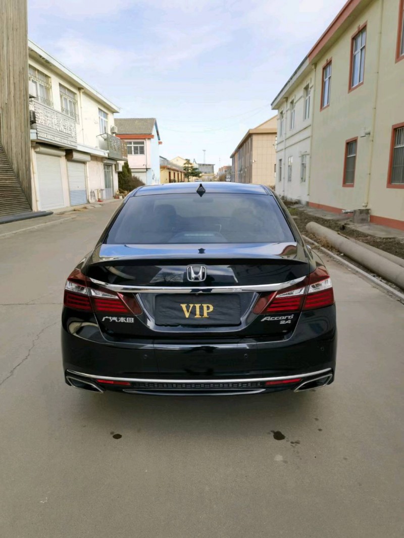 枣庄17年本田雅阁9