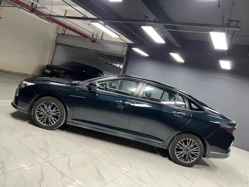 成都22年东风奕炫6