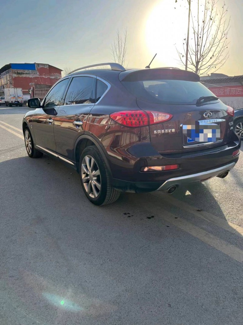 淮南17年英菲尼迪QX504