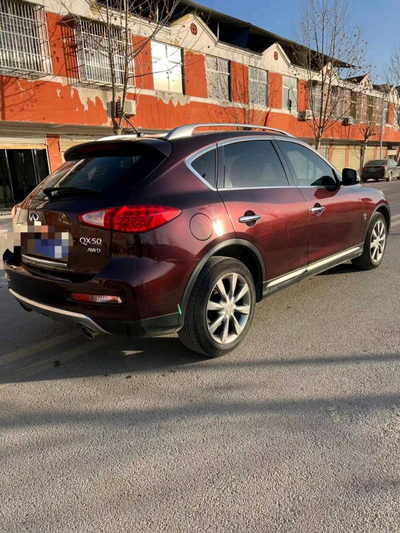 淮南17年英菲尼迪QX502