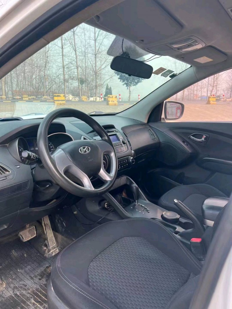 淮南17年现代ix352