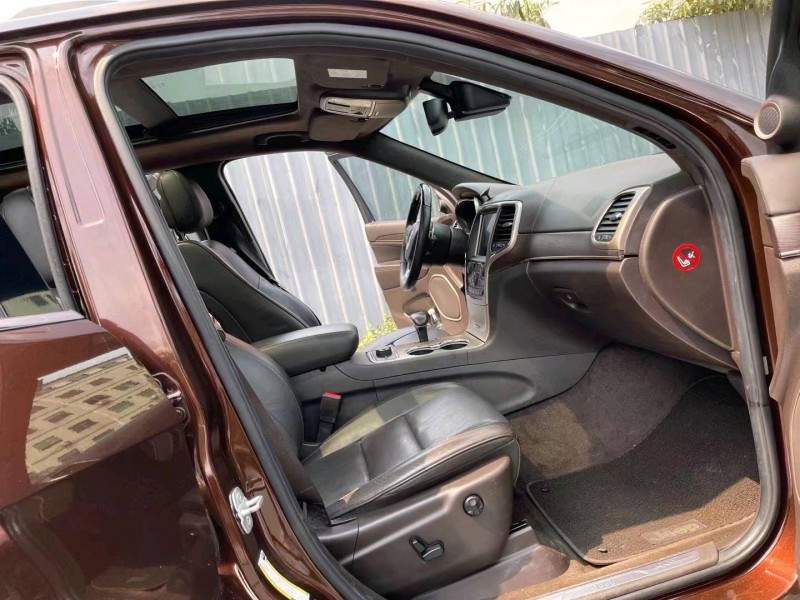 广州14年Jeep大切诺基5