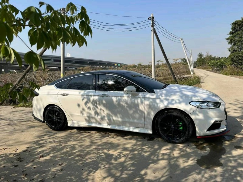 中山17年福特蒙迪欧7