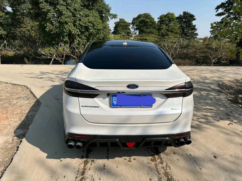 中山17年福特蒙迪欧9