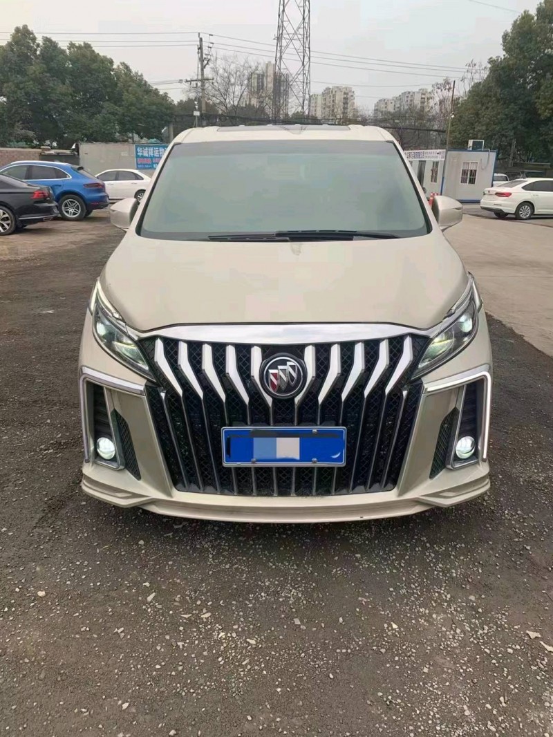 嘉兴18年别克GL81