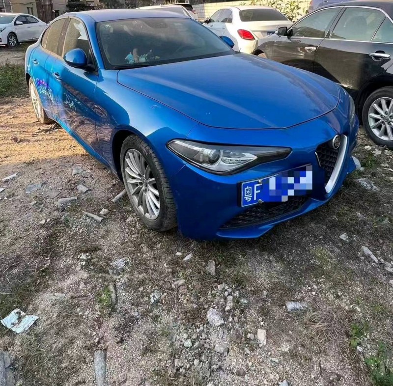 广州19年阿尔法·罗密欧Giulia3