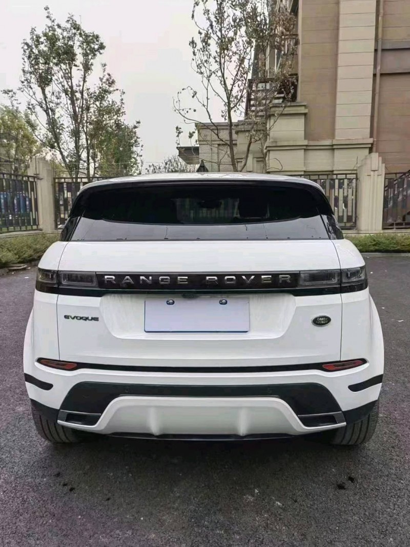 重庆22年路虎极光4