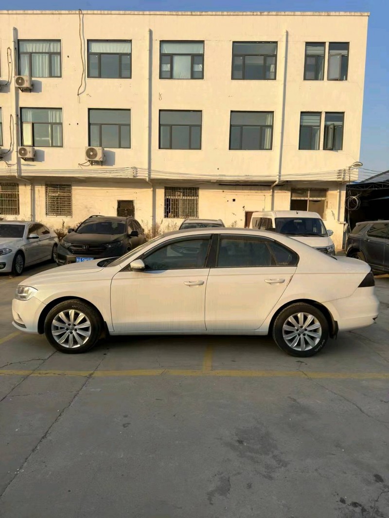 邯郸19年大众宝来9