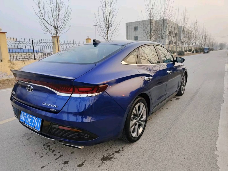 北京20年现代菲斯塔5