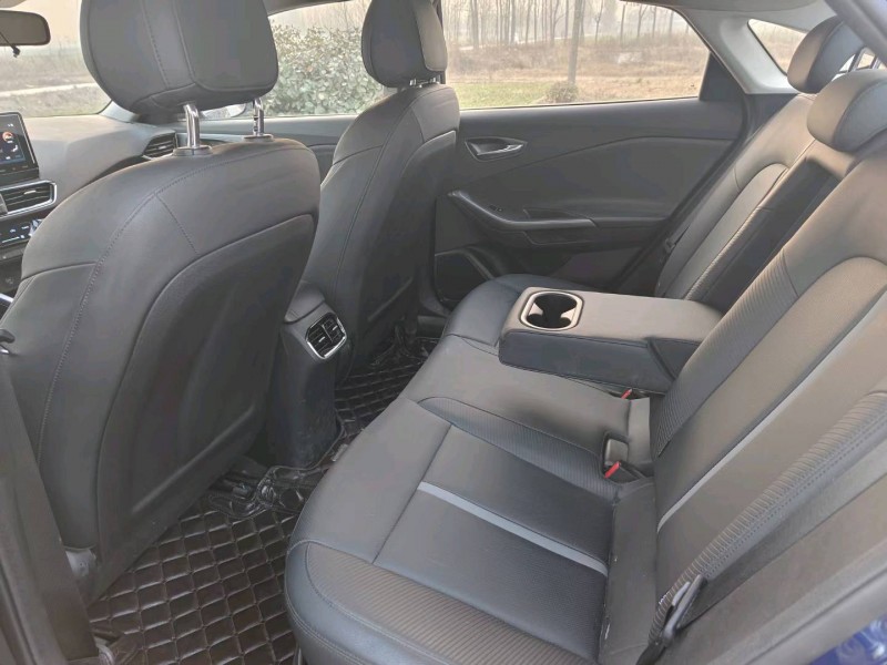 北京20年现代菲斯塔4