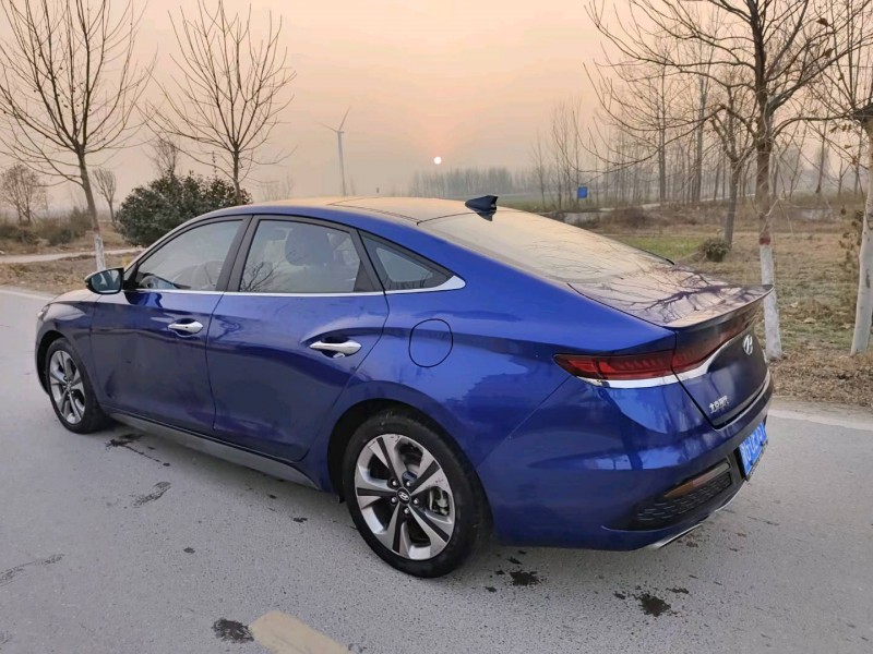 北京20年现代菲斯塔9