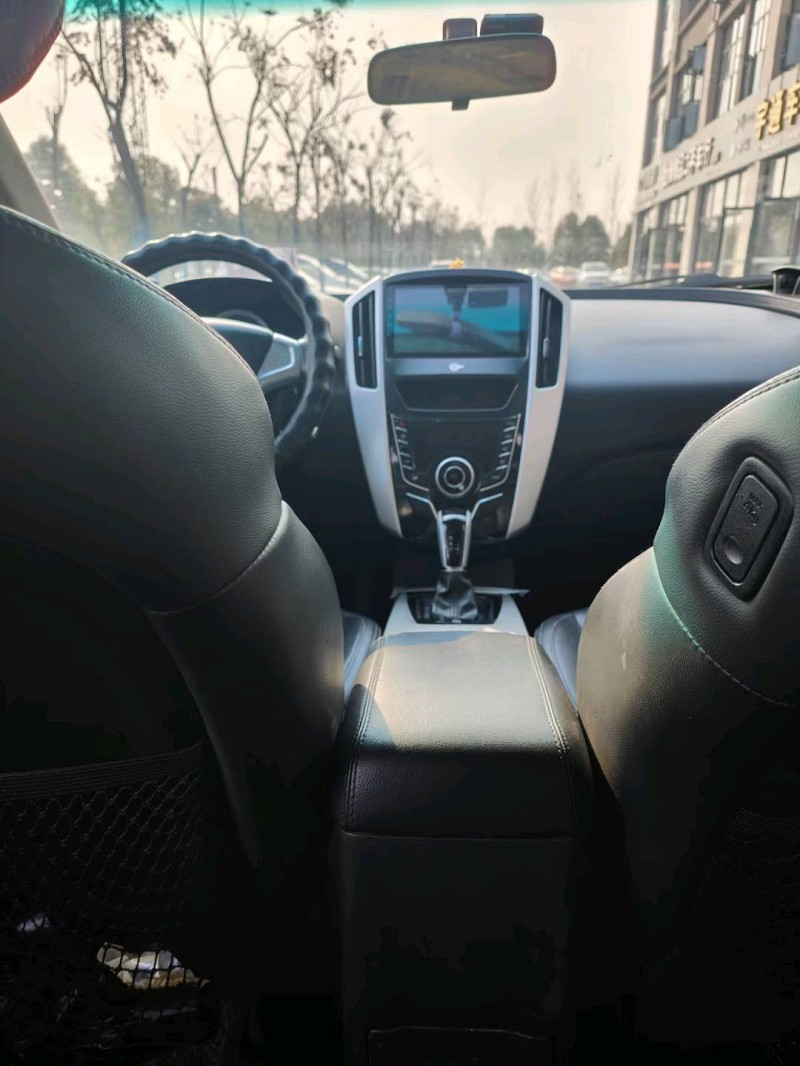 宜昌15年纳智捷U6 TURBO9