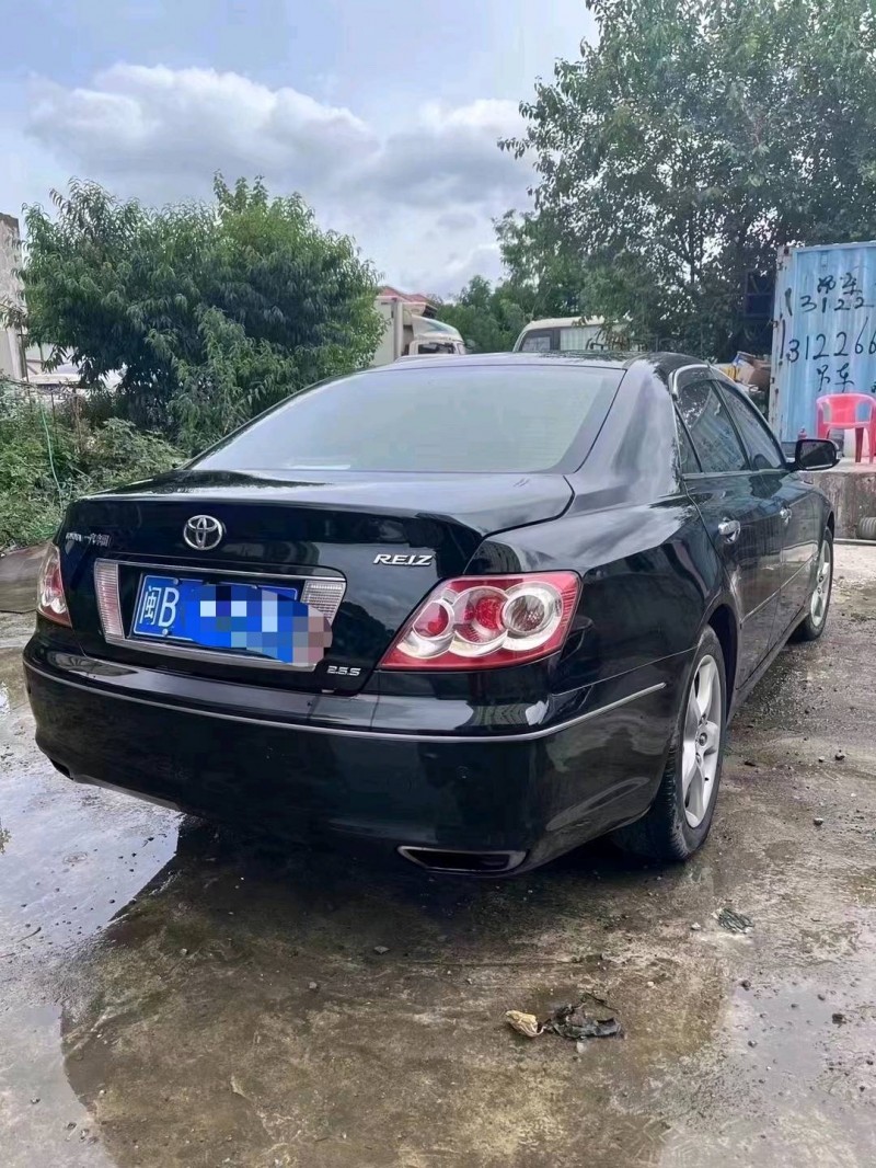 济南09年丰田锐志7