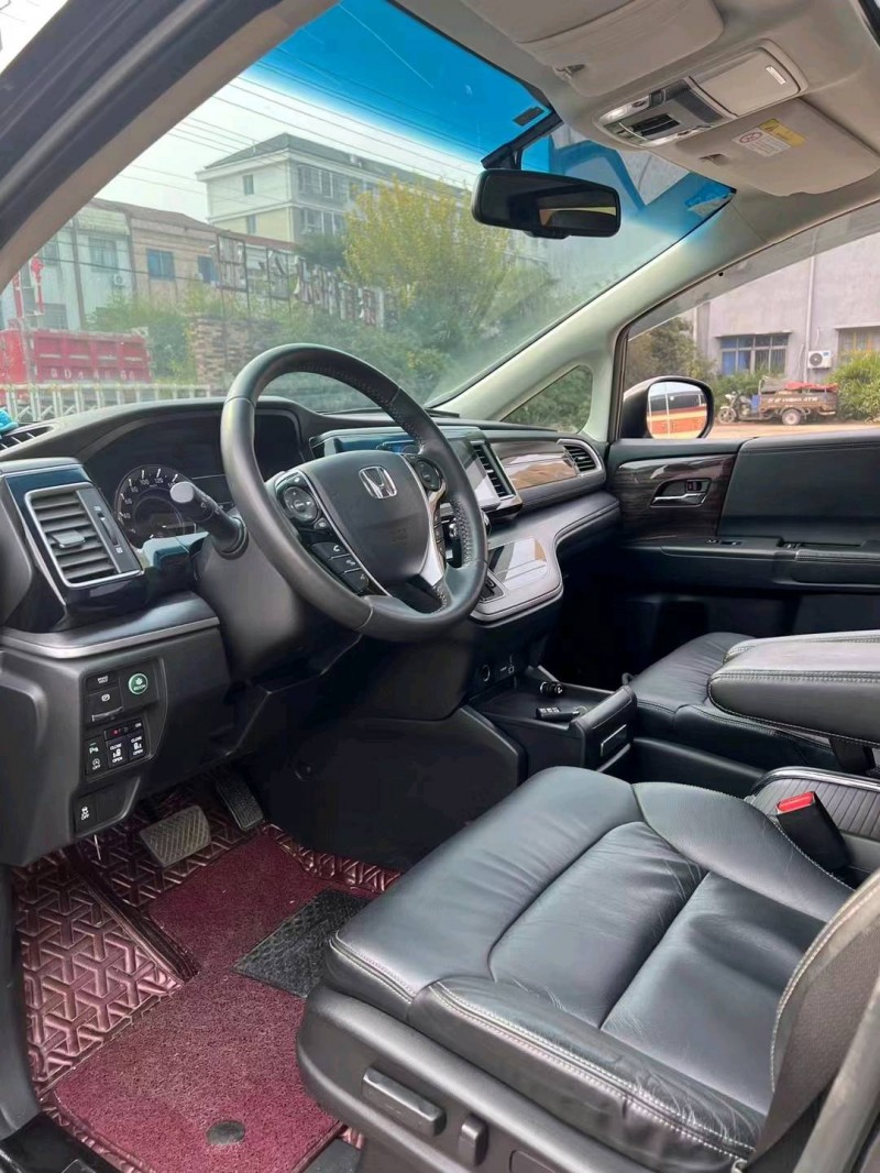 宜昌20年本田艾力绅7