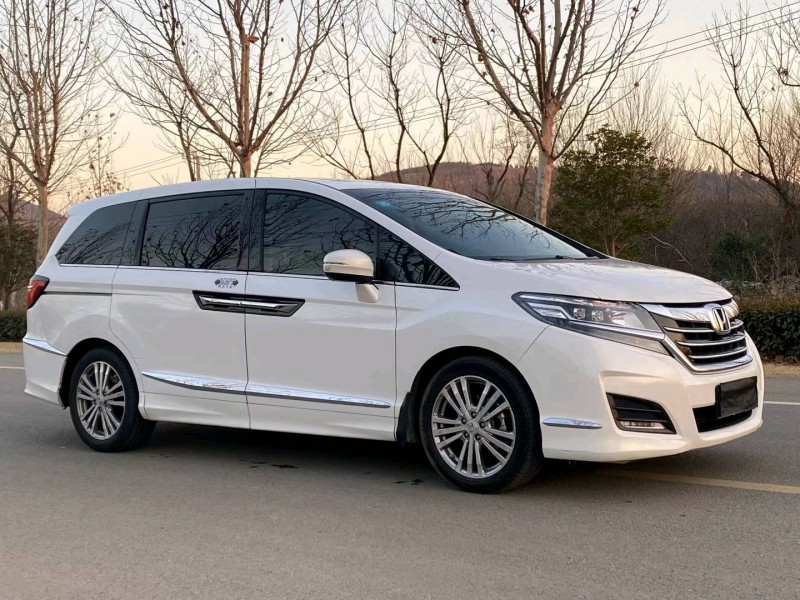 徐州17年本田艾力绅7